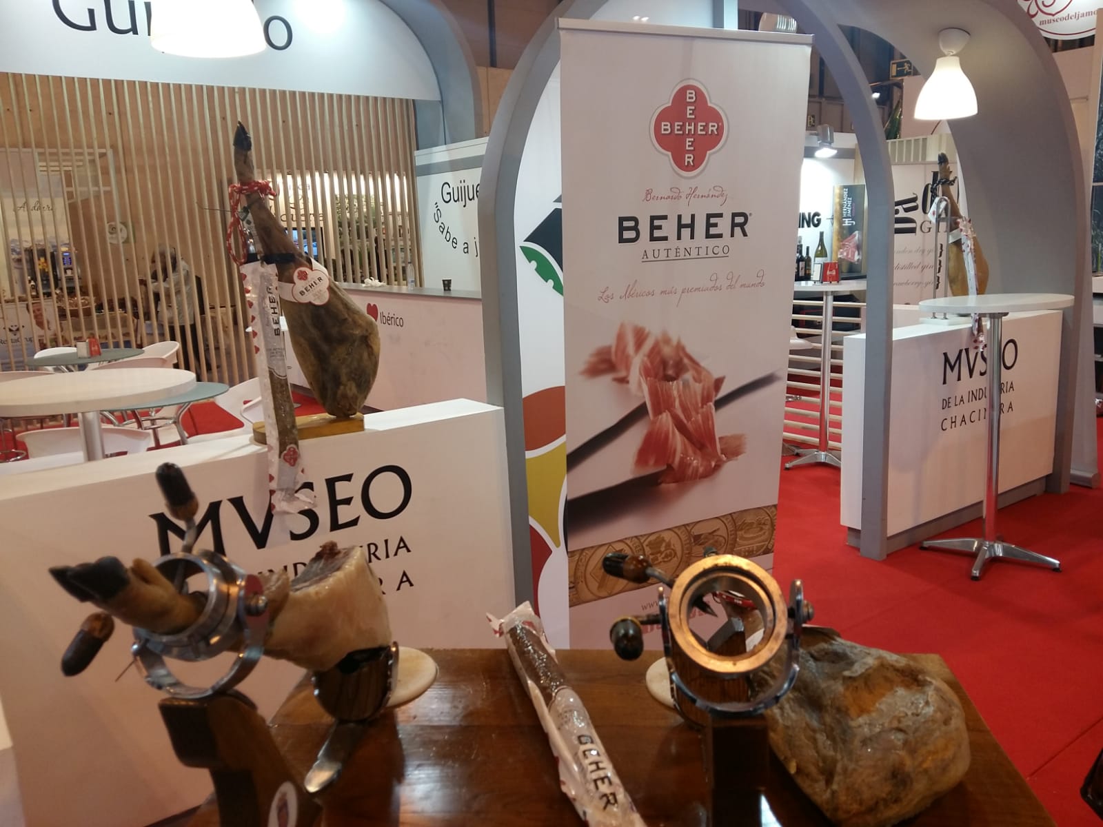 Beher en Fitur 2019