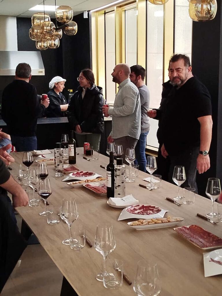 degustación productos VII Feria gastronómica Guijuelo Beher