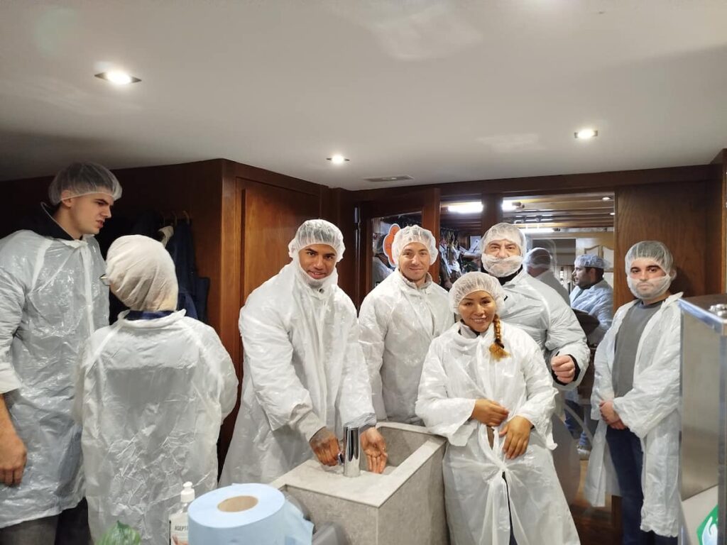 visita instalaciones Beher VII Feria gastronómica Guijuelo Beher