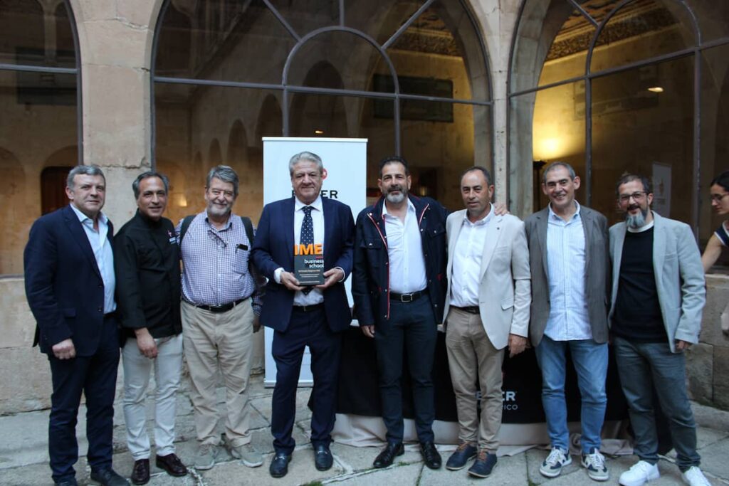 equipo representación Premio a la Empresa Beher